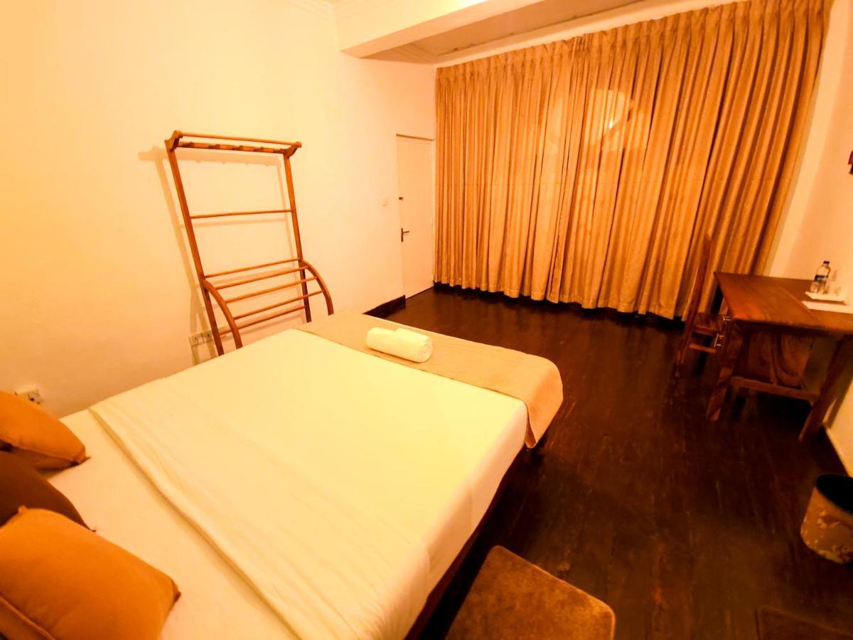 Notre Dame D'Arcadia Hotell Nuwara Eliya Eksteriør bilde